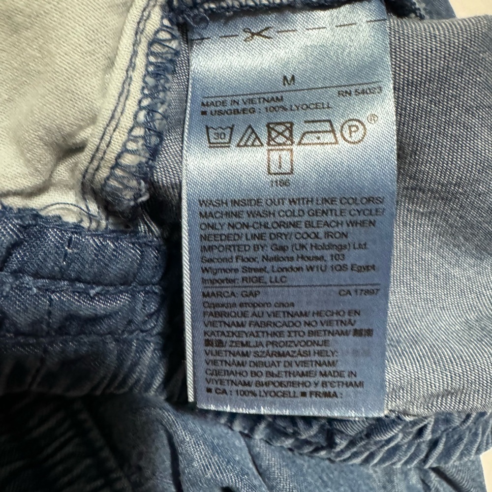 GAP (EUC) Draw String Wide Leg Capri Pant, Size Medium - Picture 7 of 7